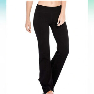 NWOT! Women’s black yoga leggings XXXL